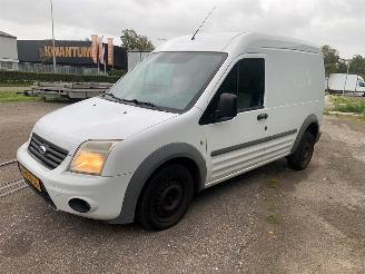 Coche accidentado Ford Transit Connect 1.8 TDCi 90 Bestel  Diesel 1.753cc 66kW (90pk) FWD 2002-09/2013-12  HCPA; HCPC; HCPB; P9PA; EURO4; P9PB; R3PA; P9PC; P9PD; RWPE; RWPF; HCPD 2012/1