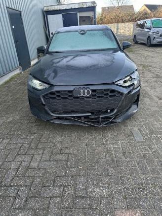 Schadeauto Audi A3 AUDI A3 SPORTBACK 2024/9