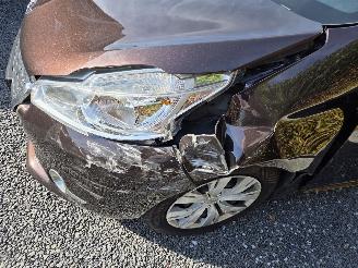 Peugeot 208  picture 3