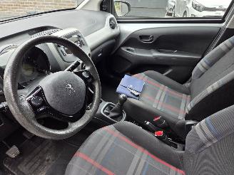 Peugeot 108  picture 9