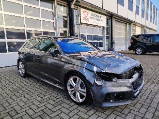 damaged passenger cars Audi A3 SPORTBACK 30 TFSI 3x S-Line DSG LEER NAVI DRIVE-SELECT 2018/10