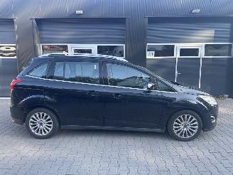 Ford Grand C-Max Titanium picture 2