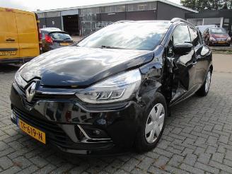 Renault Clio  picture 2