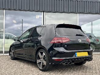 Volkswagen Golf 300PK Leer DSG Navi LM picture 4