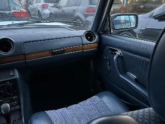 Mercedes 200-300D W123D Leer Panorama 1ste Eigenaar! picture 7