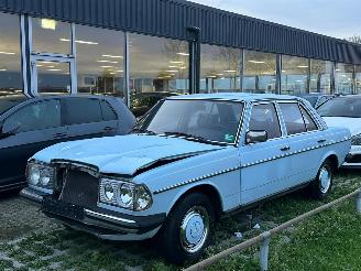 Schadeauto Mercedes 200-300D W123D Leer Panorama 1ste Eigenaar! 1978/3