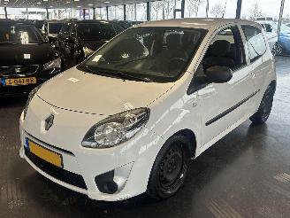skadebil auto Renault Twingo 1.5DCI 2011/5