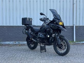 damaged motor cycles BMW R 1250 GS Adventure ADVENTURE TRIPLE BLACK X AKRAPOVIC 2020/11