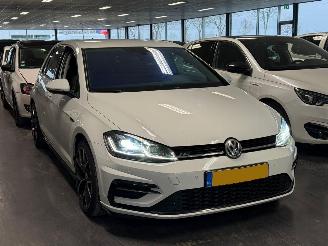 krockskadad bil auto Volkswagen Golf 1.5TSI R-Line 2018/1