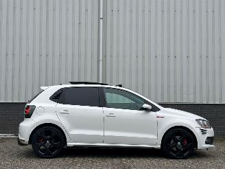 Volkswagen Polo  picture 2