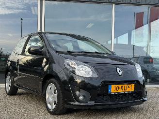 Auto incidentate Renault Twingo AUTOMAAT AIRCO NAP KM STAND 2011/6