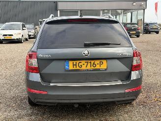 Skoda Octavia Octavia Combi 1.6 TDI DSG Greentech picture 5