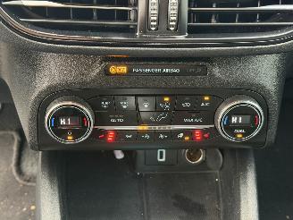 Ford Focus 1.0 EcoBoost ST Line picture 15