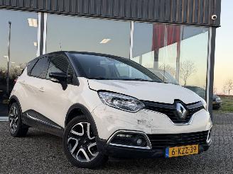 Unfallwagen Renault Captur 0.9 TCe Dynamique NAP 2013/3