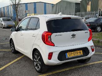 Kia Picanto 1.0 CVVT Design Edition picture 5