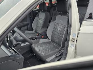 Volkswagen Taigo  picture 8