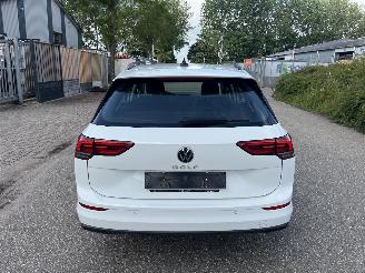 Volkswagen Golf 8 Variant 1.0 eTSI Automaat picture 6