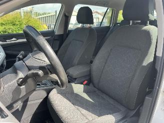 Volkswagen Golf 8 Variant 1.0 eTSI Automaat picture 10
