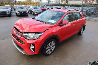 Damaged car Kia Stonic 1.0 BENZ 2025/2