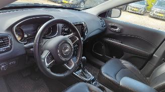 Jeep Compass 1.4i  125kw 4x4    navi clima picture 3