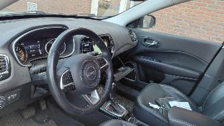 Jeep Compass 1.4i  125kw 4x4    navi clima picture 11