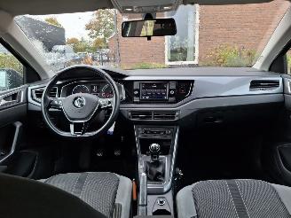 Volkswagen Polo 1.0 tsi  116pk  higline   clima  navi picture 6