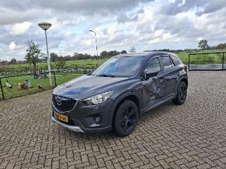 krockskadad bil auto Mazda CX-5 2.0 165pk    clima navi 2013/3