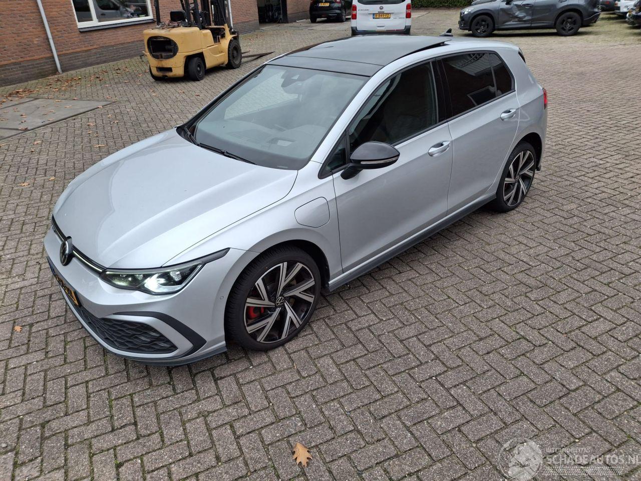 Volkswagen Golf 1.4  e hybrid gte   165kw  pano navi