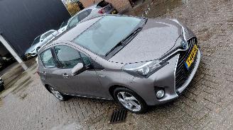 Unfallwagen Toyota Yaris 1.5 hybrid    navi clima 2017/2