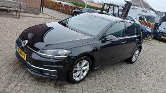 skadebil auto Volkswagen Golf tsi 81kw   hig line    navi 2017/7