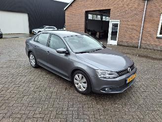 uszkodzony samochody osobowe Volkswagen Jetta 1.2 tsi  77kw   navi  airco 2011/8