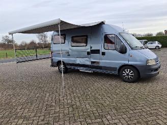 krockskadad bil camper Dethleffs  possl    2.8 hdi 2006/2