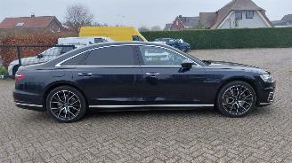 Audi A8 3.0i hybrid  lang uitvoering   310kw picture 3