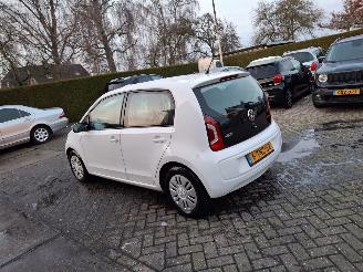 skadebil auto Volkswagen Up! 1.0i 5drs airco navi 2014/6