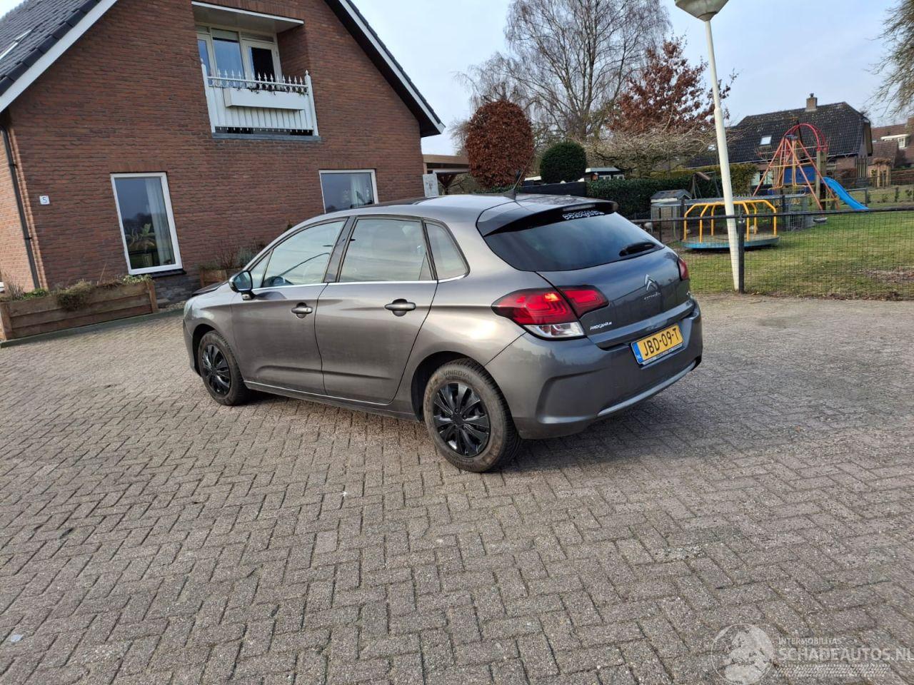 Citroën C4 1.2i  110pk   navi clima