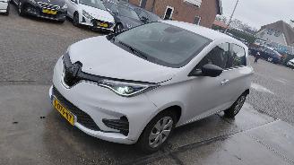  Renault Zoé r 110 life   carshare 52kwh    navi  109pk 2021/6