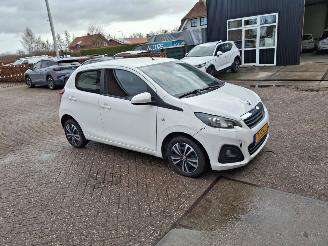 skadebil auto Peugeot 108 1.0 active   5drs airco 2019/6