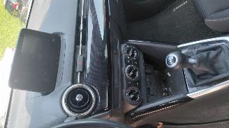 Mazda 2 1.5i  90pk   airco navi picture 7