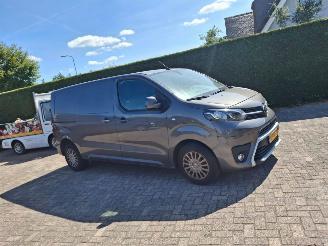 skadebil bedrijf Toyota Proace 2.0 d4d  177pk automaat  navi  clima 2018/12