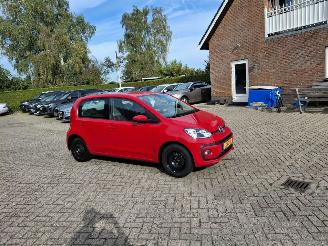Schadeauto Volkswagen Up! 1.0i bmt 60pk airco  5drs 2018/4
