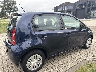 Volkswagen Up! 1.0 BLEUMOTION SUPERLICHTE SCHADE! BOUWJAAR 2015 4850 EURO picture 4