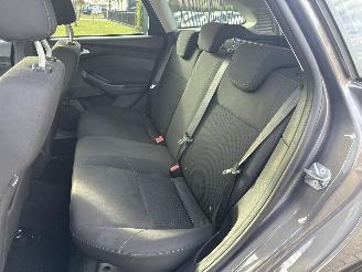 Ford Focus 1.0 TREND EDITION LICHTE SCHADE! BOUWJAAR 2015  3900 EURO picture 9