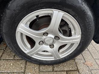 Hyundai I-10 1.0i GO LICHTE SCHADE! BOUWJAAR 2015 64797 KM 3850 EURO VAST picture 8