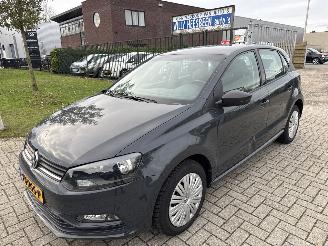 krockskadad bil auto Volkswagen Polo 1.0 EASY LINE LICHTE SCHADE! BOUWJAAR 2016 74447 KM 5999 EURO 2016/11