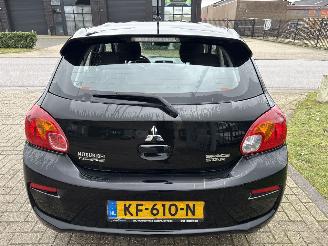 Mitsubishi Space-star 1.0 COOL+ SUPERLICHTE SCHADE! RIJDBAAR BOUWJAAR 2016 3400 VAST! picture 3