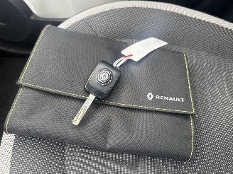 Renault Twingo 1.0SCe LICHTE RIJDBARE SCHADE! BOUWJAAR 2017 88000 KM 4250 EURO picture 11