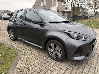Voiture accidenté Mazda 2 2 HYBRID 1.5 EXCLUSIVE-LINE AUTOMAAT BOUWJAAR 2024  12950 EURO 2024/10