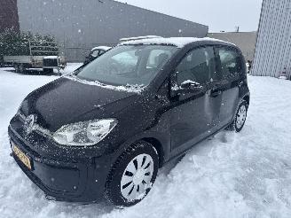 Unfallwagen Volkswagen Up! 1.0 BLEUMOTION LICHTE SCHADE! 151000 KM BOUWJAAR 2019 5500 EURO 2019/5
