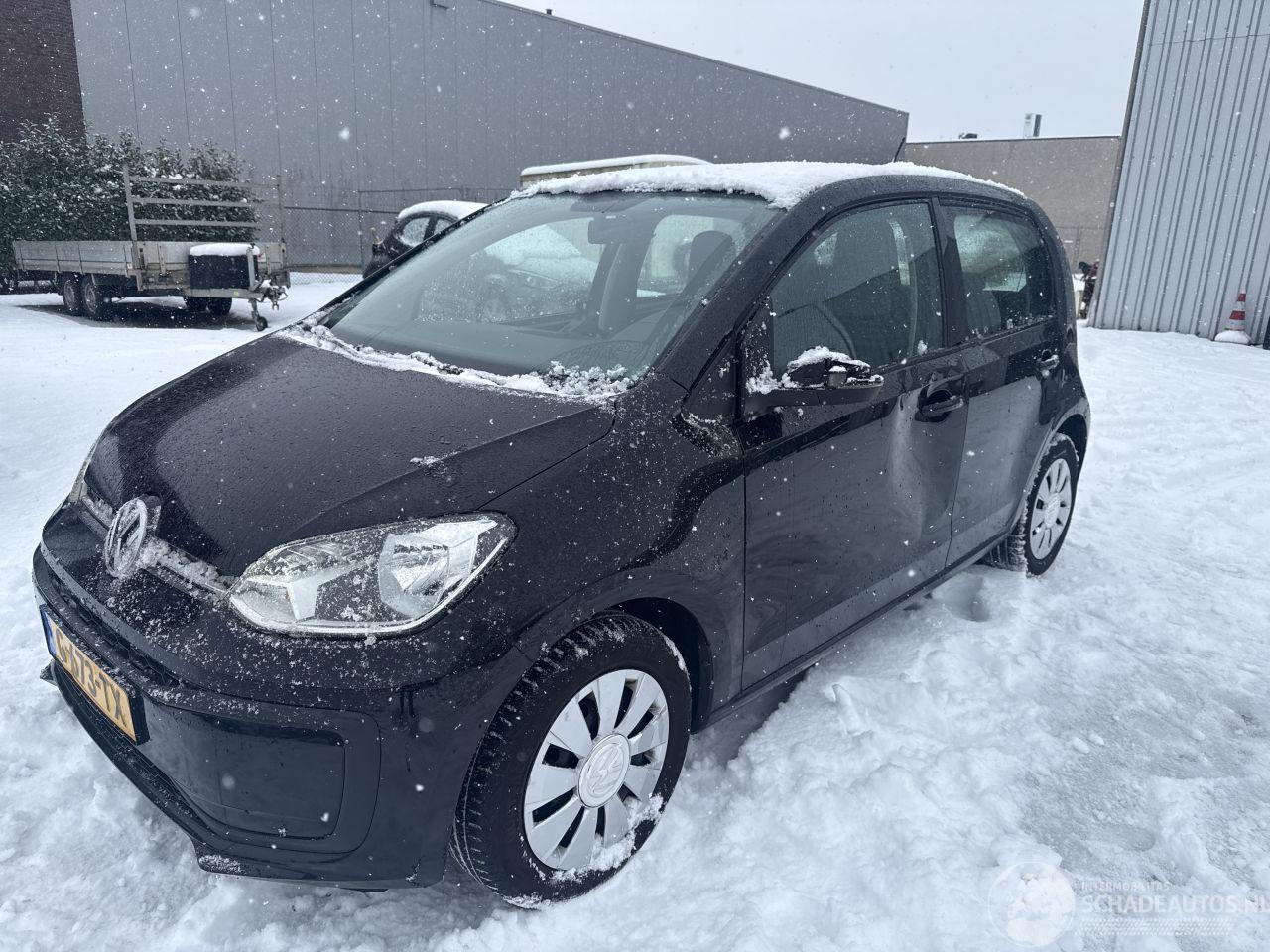 Volkswagen Up! 1.0 BLEUMOTION LICHTE SCHADE! 151000 KM BOUWJAAR 2019 5500 EURO