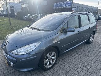 occasion passenger cars Peugeot 307 1.6-16V PREMIUM STATION AIRCO BOUWJAAR 2007 VASTE PRIJS 1250 2007/1